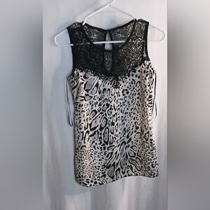 NWOT CACHE GORGEOUS ANIMAL PRINT LACE TOP